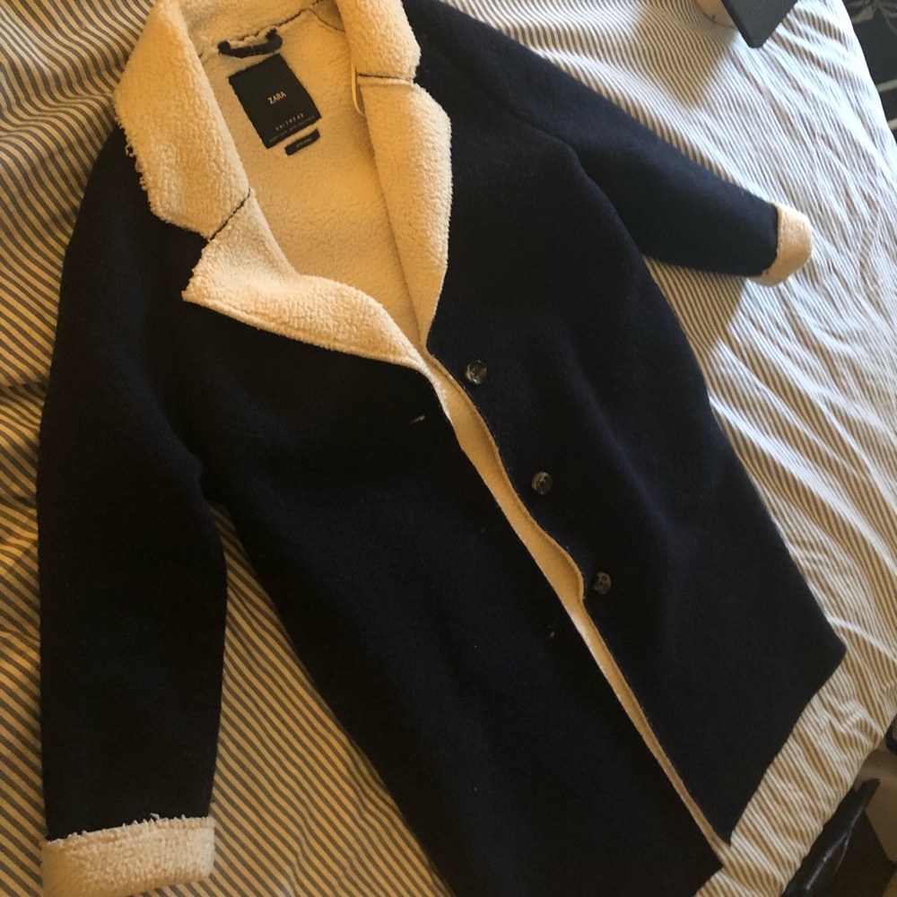 (TRADE) zara Navy wool coat w fleece